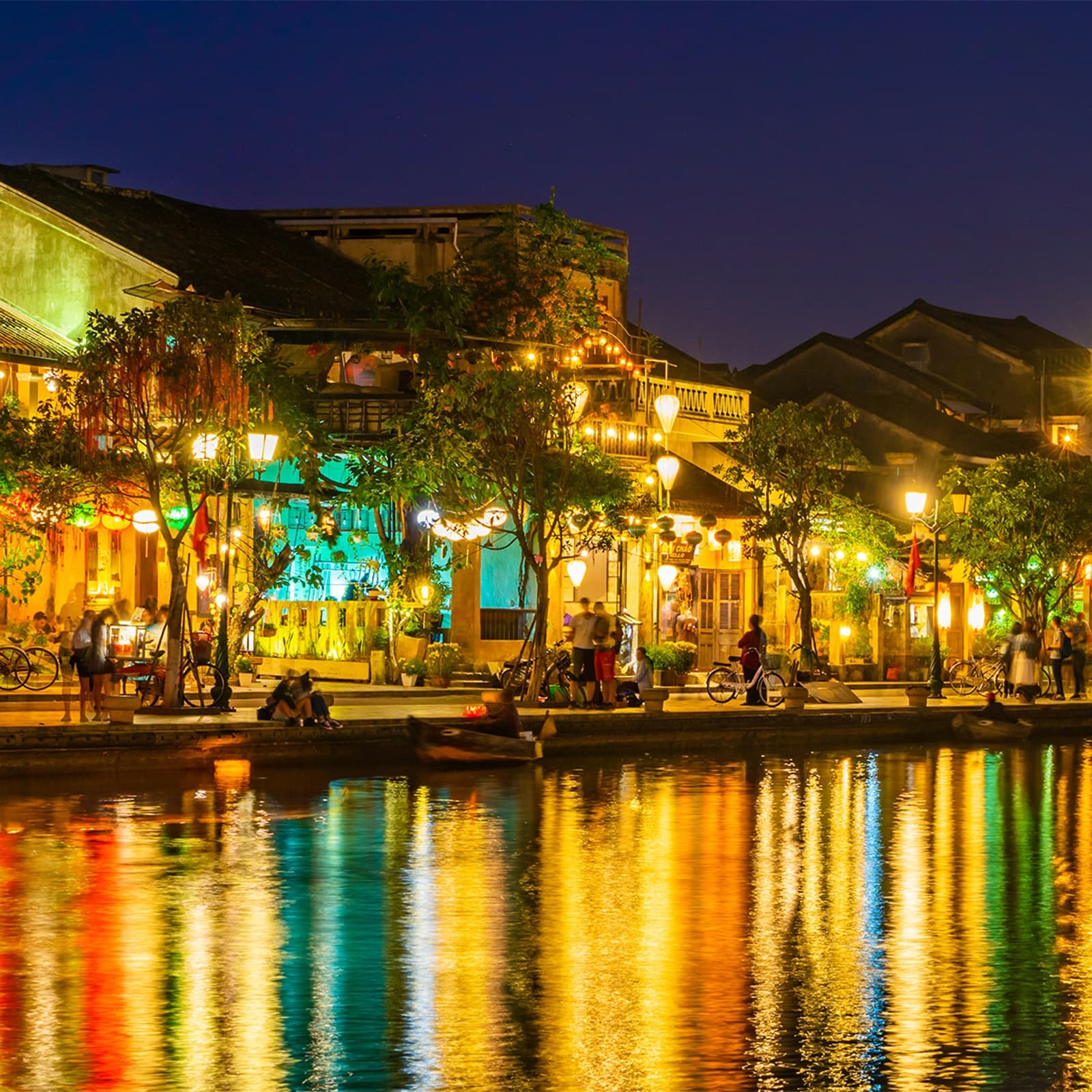Путеводитель «Хойан: город огней» от TianaTours — история порта, Старый город, фонари, храмы, музеи и прогулки по окрестностям.