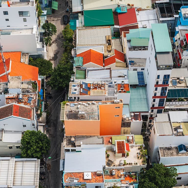 Узкие улочки Нячанга - зеленого и прекрасного Вьетнамского города